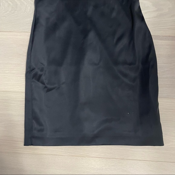 Ten By Babaton satin v neck mini dress black, size 0 - Picture 14 of 14